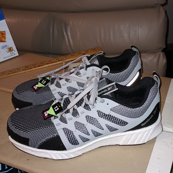 NEW Reebok Men's Fusion Flexweave Safety Toe Athletic Work Shoe 13M - Picture 5 of 11